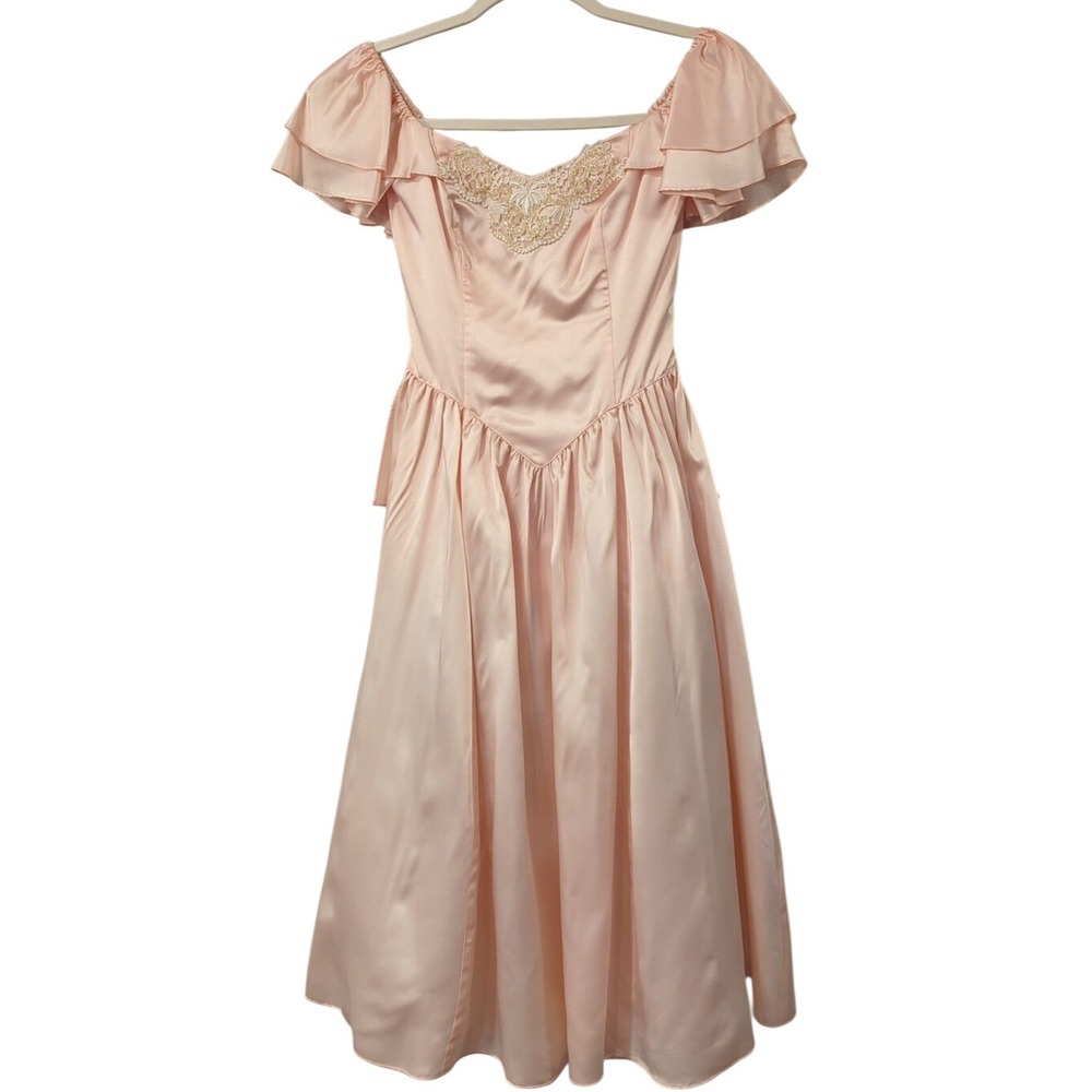 Gunne Sax by Jessica McClintock Pink Satin Dress Beaded Lace Detail